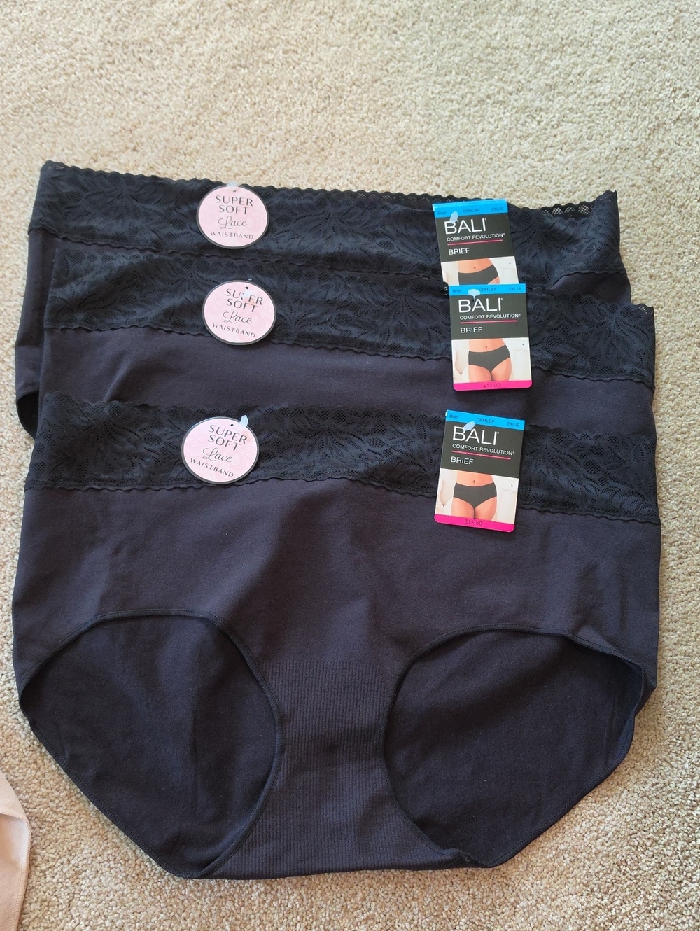 NWT. Bali Women’s Lace-Trim Briefs Pack - Black (3)